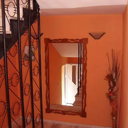 فندق D&s - Sans Souci Family تشيرنوموريتس